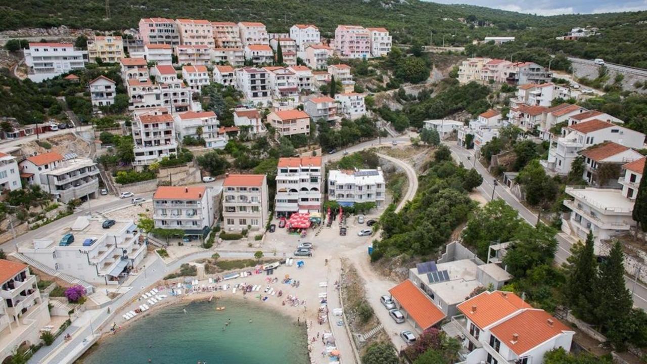 Apartments Matej Неум Экстерьер фото