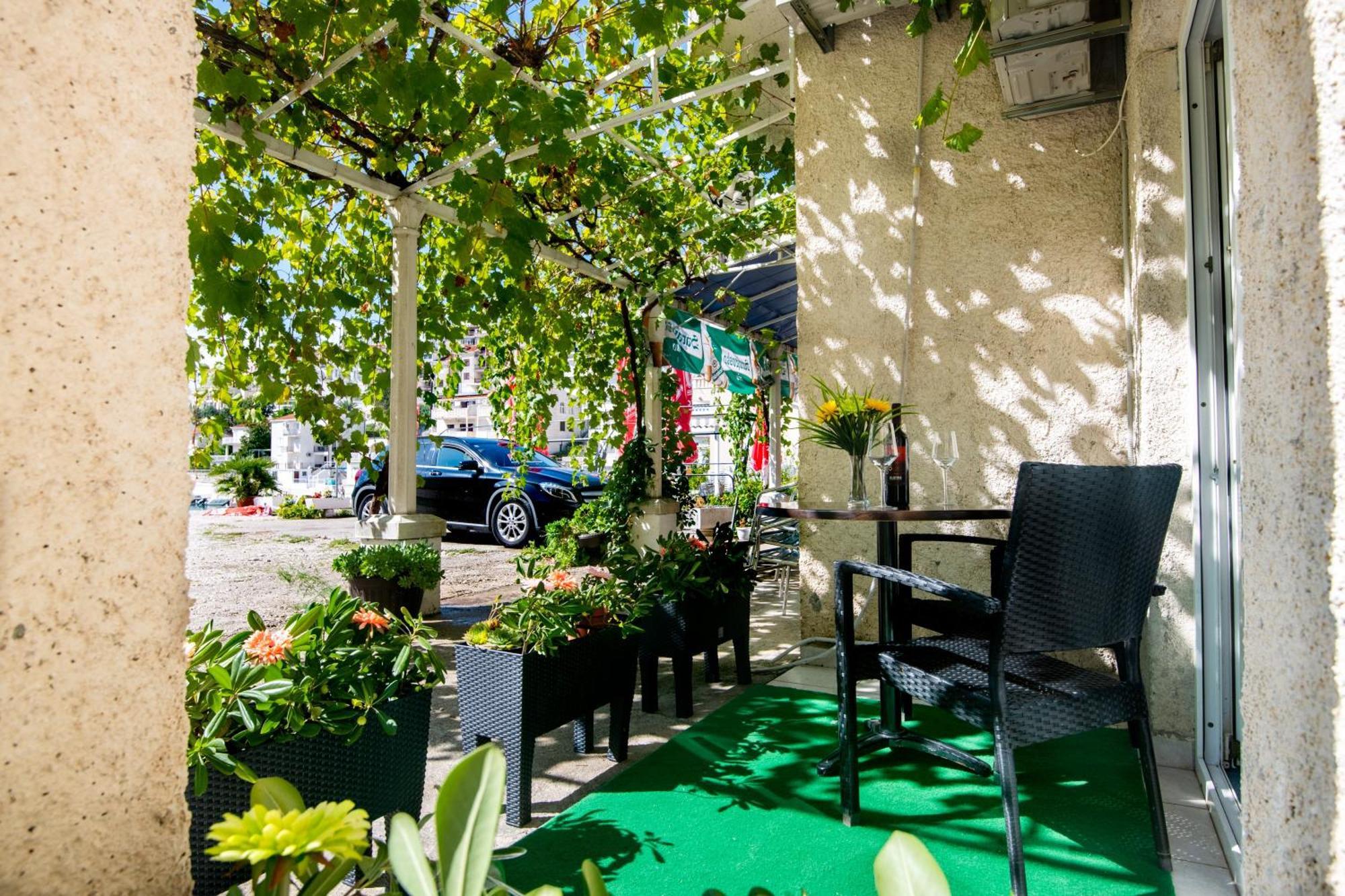 Apartments Matej Неум Номер фото