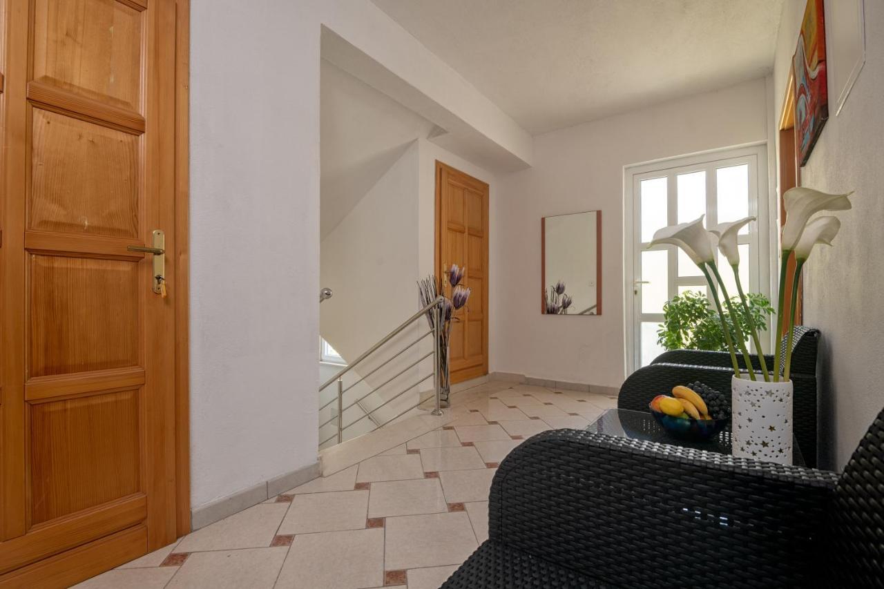 Apartments Matej Неум Экстерьер фото